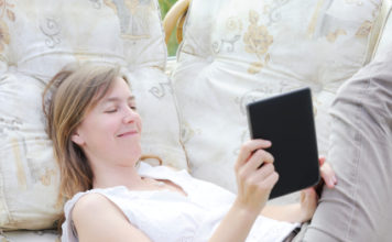 In arrivo l´Amazon Kindle Fire 3A sfida all´iPad 29 0 Leggendo su un Amazon Kindle